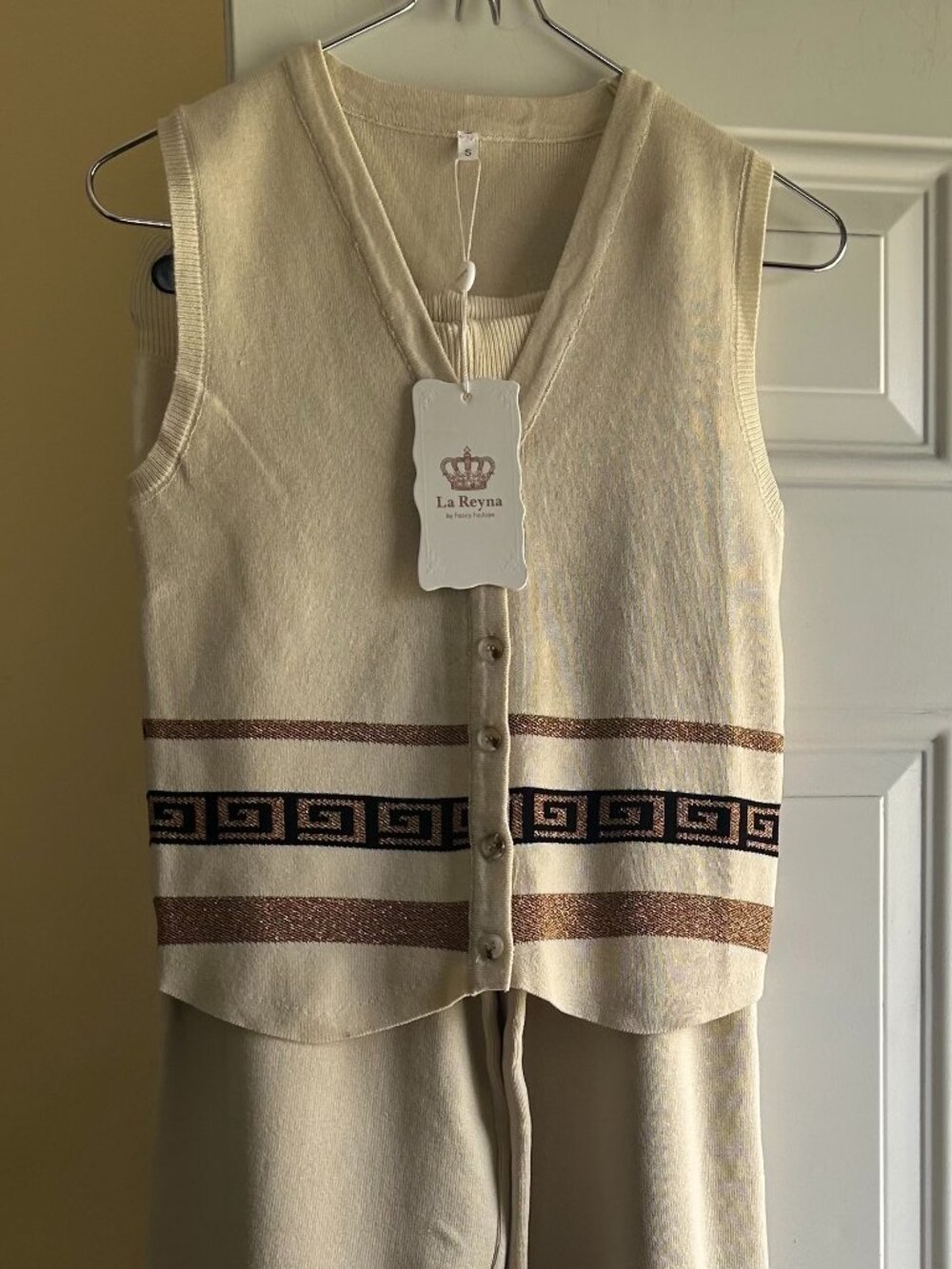 LA REYNA Boutique Knit 2-Pc Set - Greek Key & Gold Trim - S